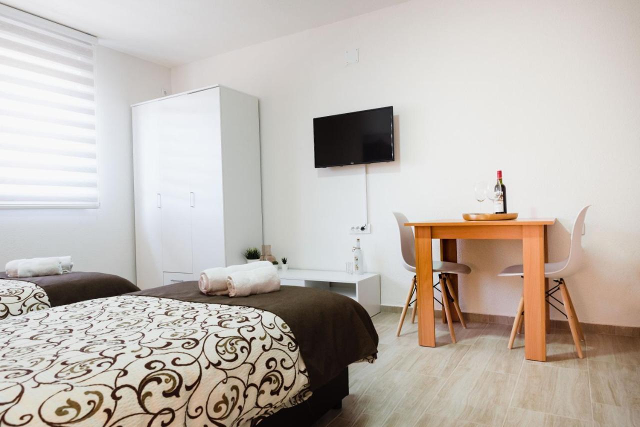 Apartmani Centar Lux New Зренянин Экстерьер фото