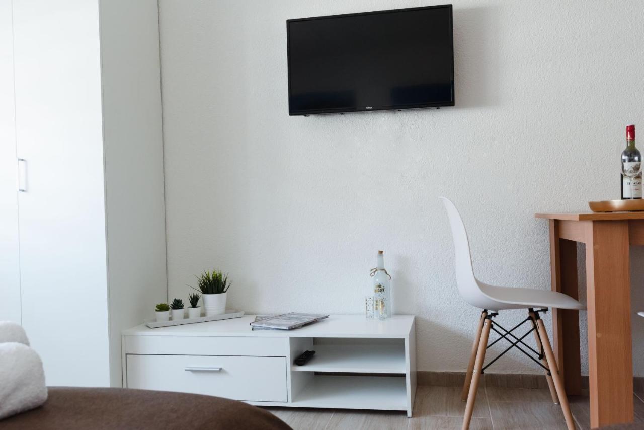 Apartmani Centar Lux New Зренянин Экстерьер фото